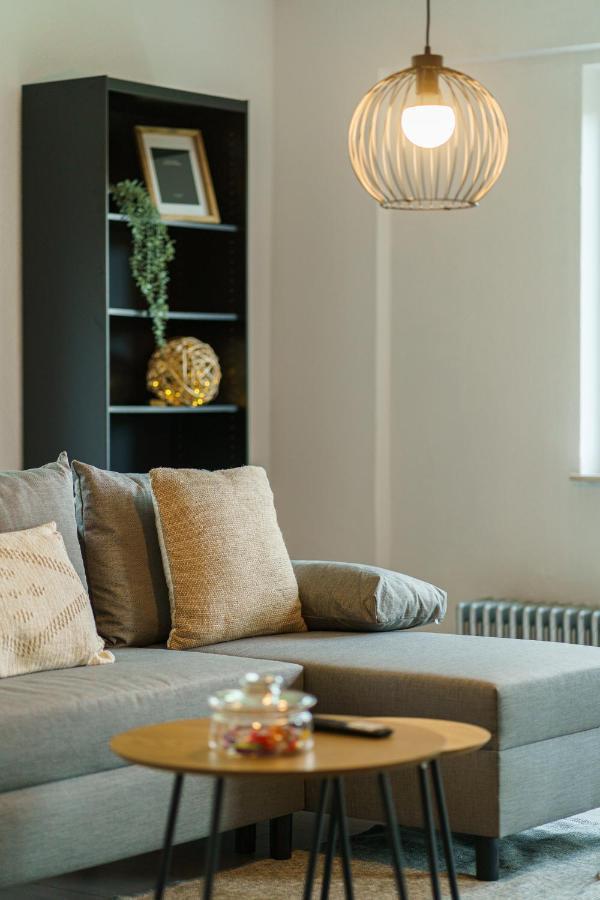 Grosszuegiges Apartment Mit Balkon Fuer Monteure Und Feriengaeste Dillingen an der Saar Eksteriør bilde