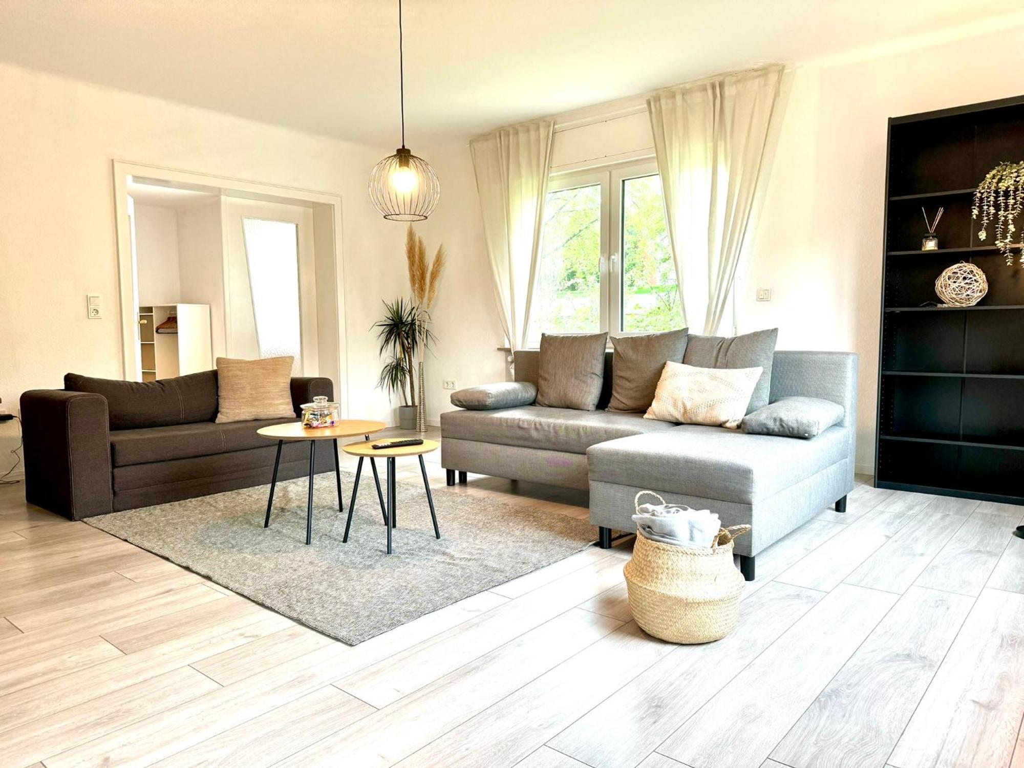 Grosszuegiges Apartment Mit Balkon Fuer Monteure Und Feriengaeste Dillingen an der Saar Eksteriør bilde